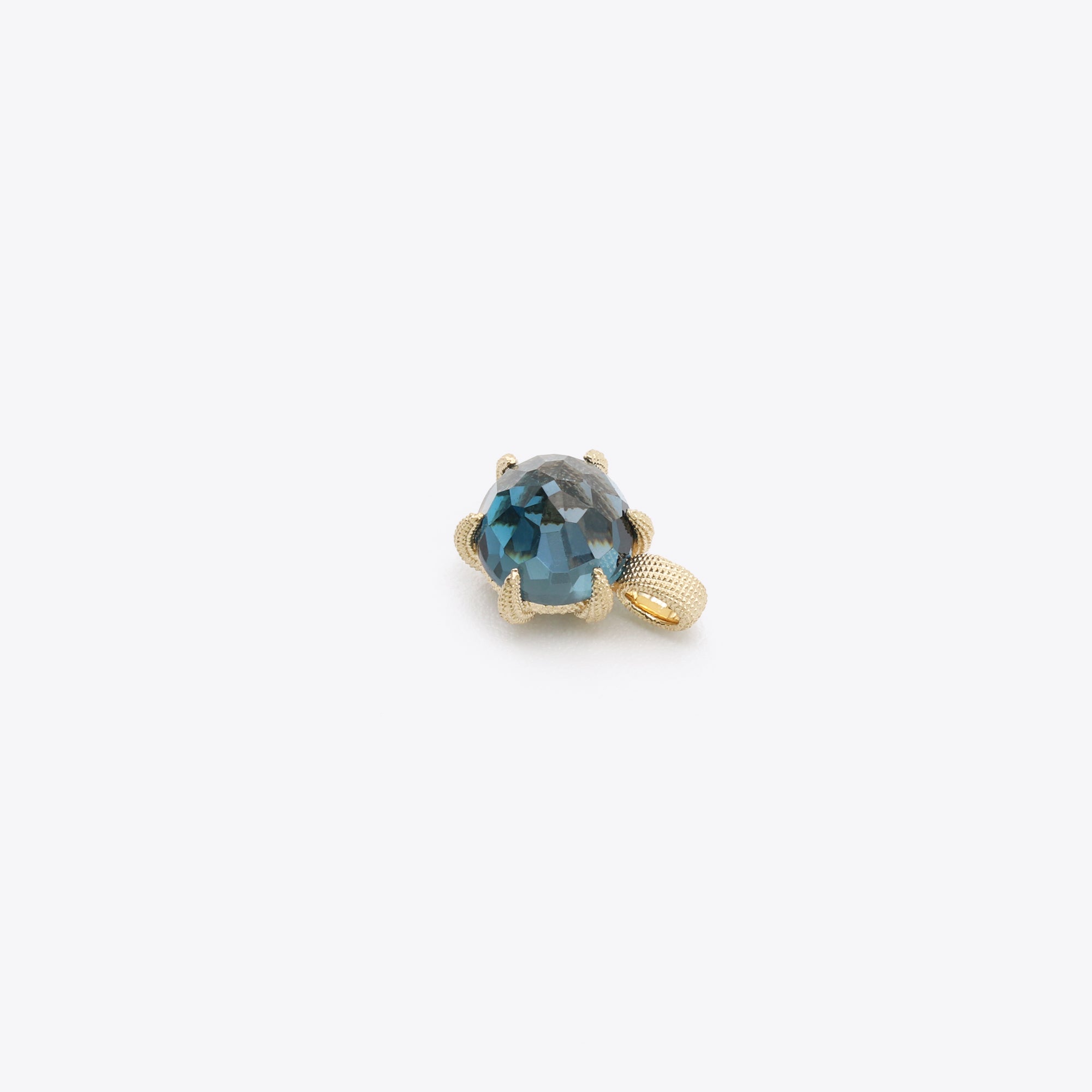 14-karaats gouden hanger met London Blue Topaas in florentine finish, luxe sieraad dat creativiteit en kracht symboliseert, narrae