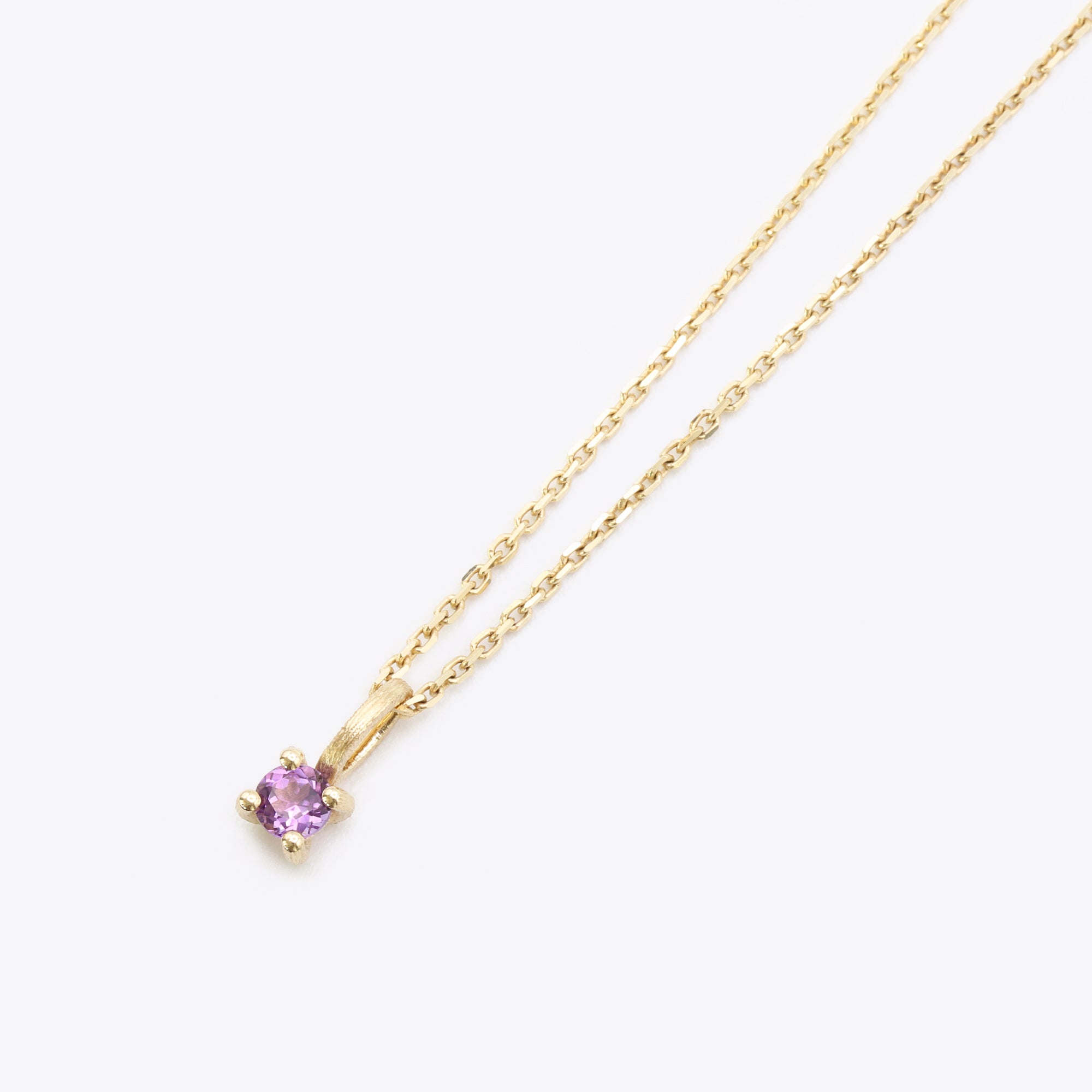 14-karaats gouden ketting met amethist hanger, geboortesteen februari, narrae
