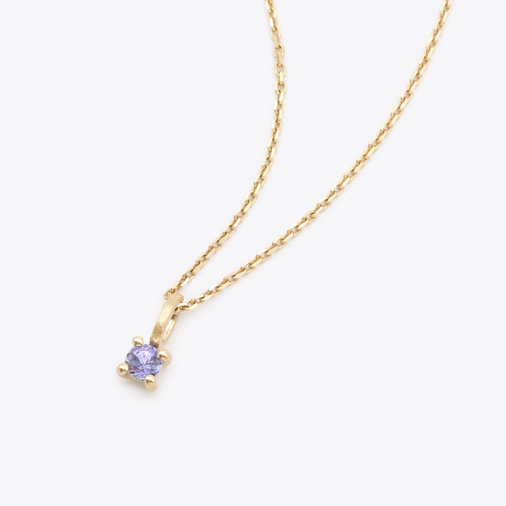 14-karaats gouden ketting met tanzaniet hanger, geboortesteen december, narrae