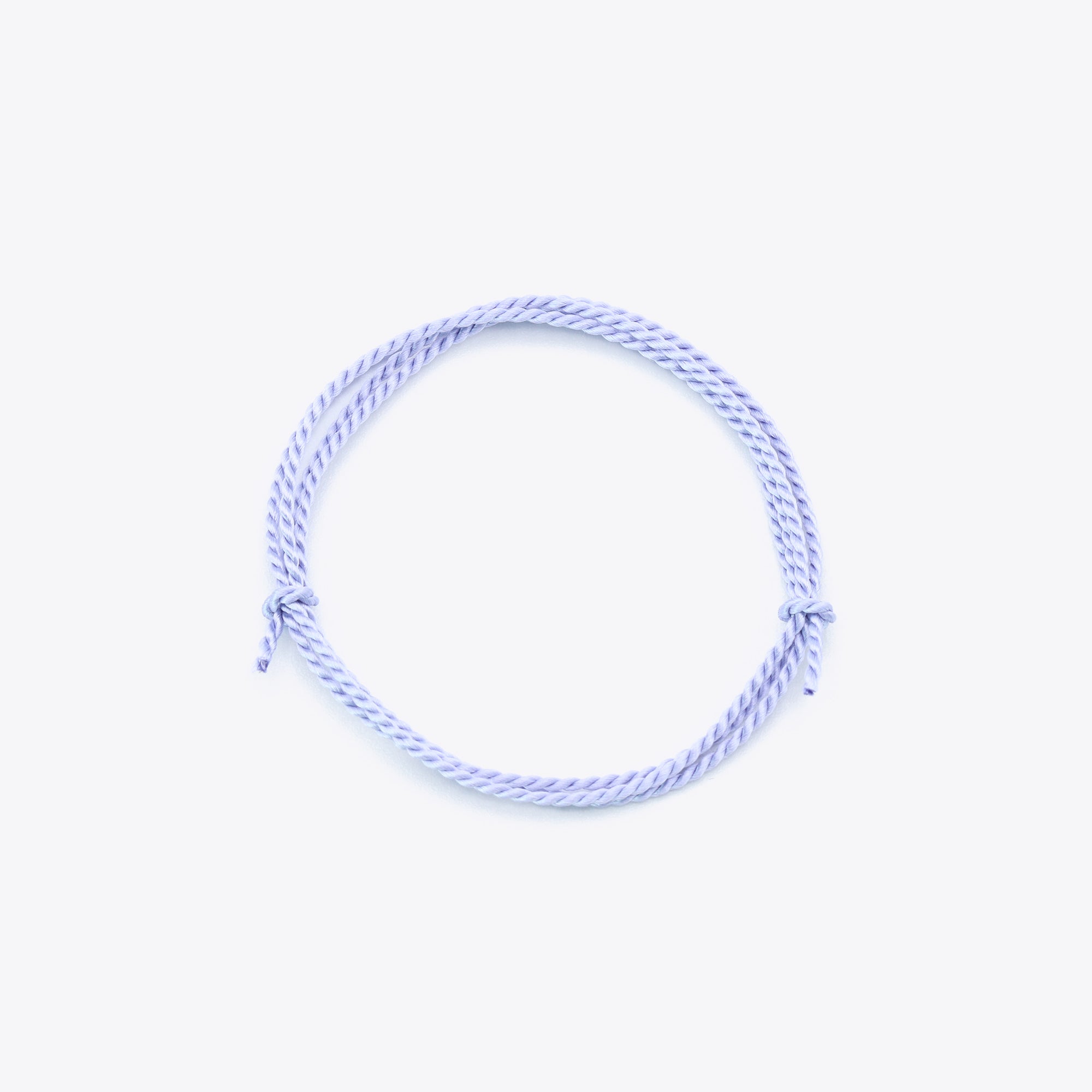 Lila, lichtpaars natuursatijn koord voor het maken van een armband of ketting