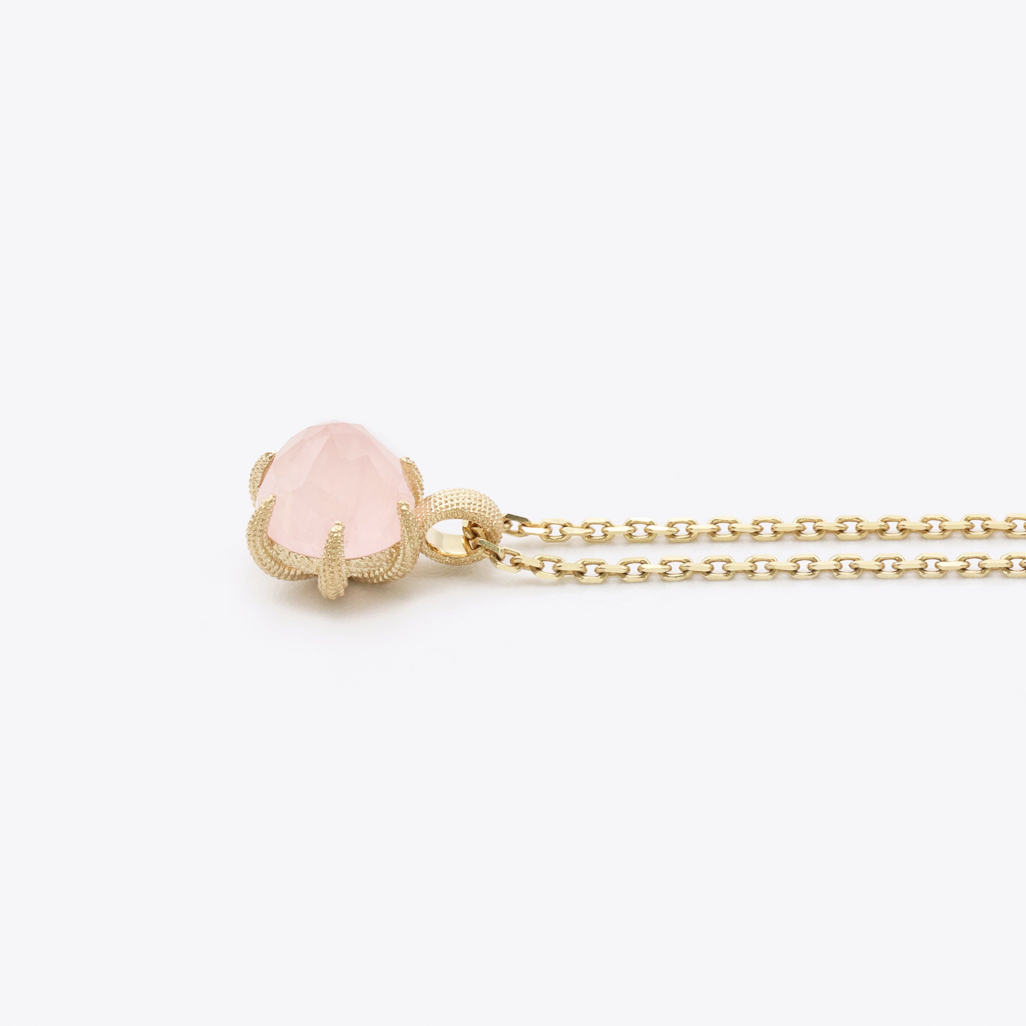 14-karaats gouden ketting met rozenkwarts hanger in florentine finish, luxe sieraad dat zelfliefde en liefde symboliseert, narrae