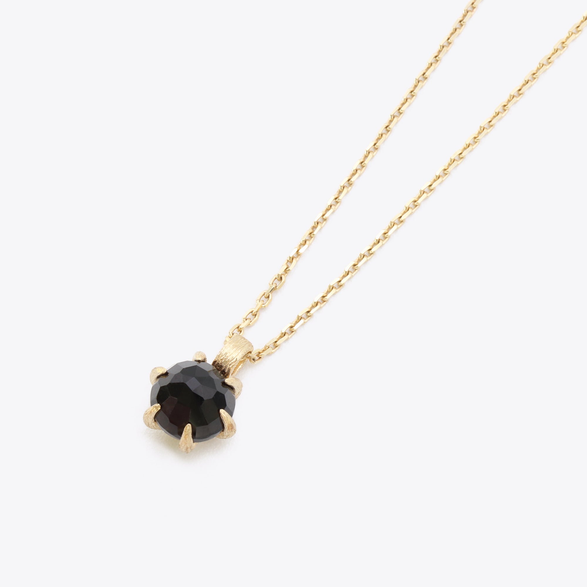Halsketting - Online veiling van juwelen, sieraden en bijouterie uit Halsketting - Online veiling van juwelen, sieraden en bijouterie uit
