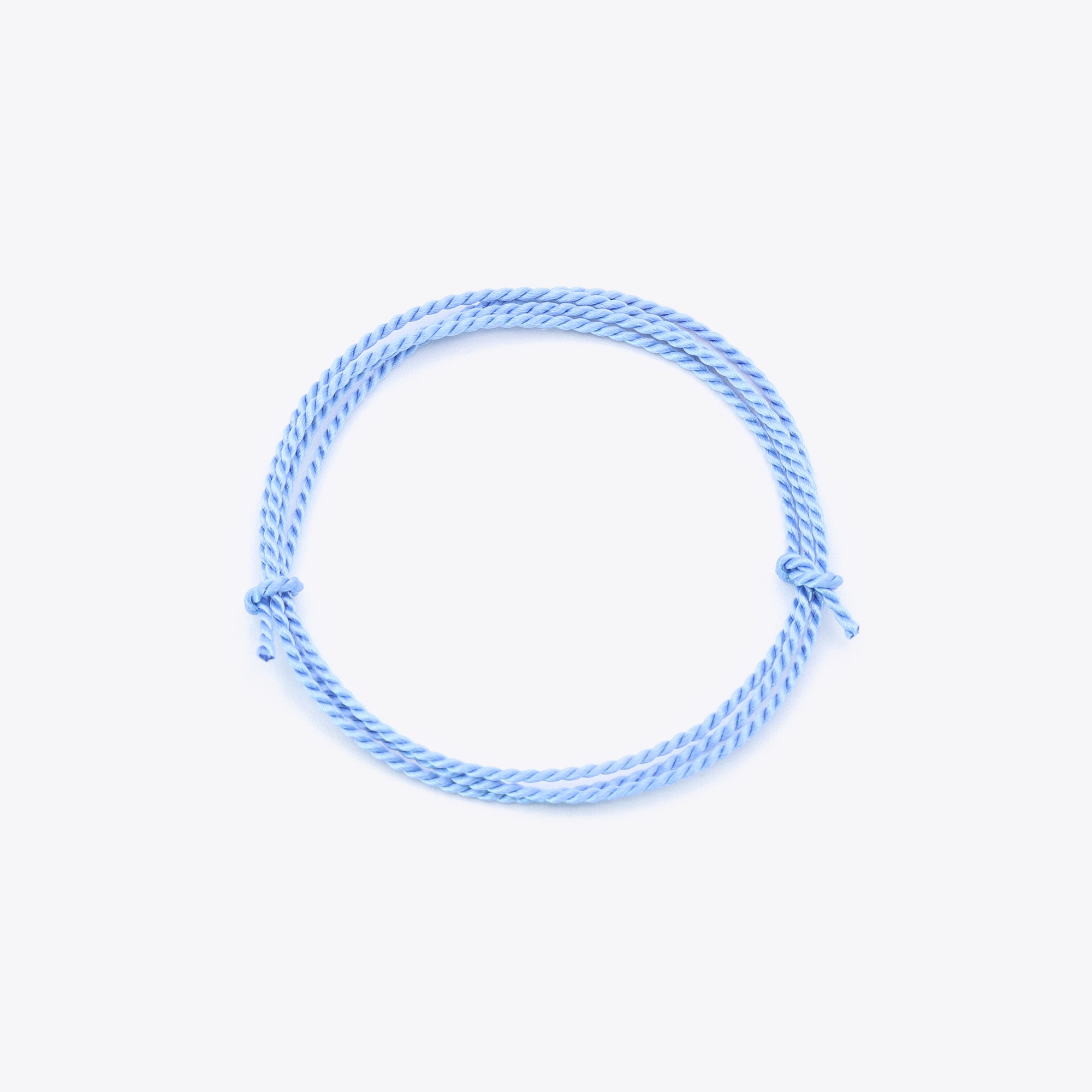 Blauw natuursatijn koord voor het maken van een armband of ketting