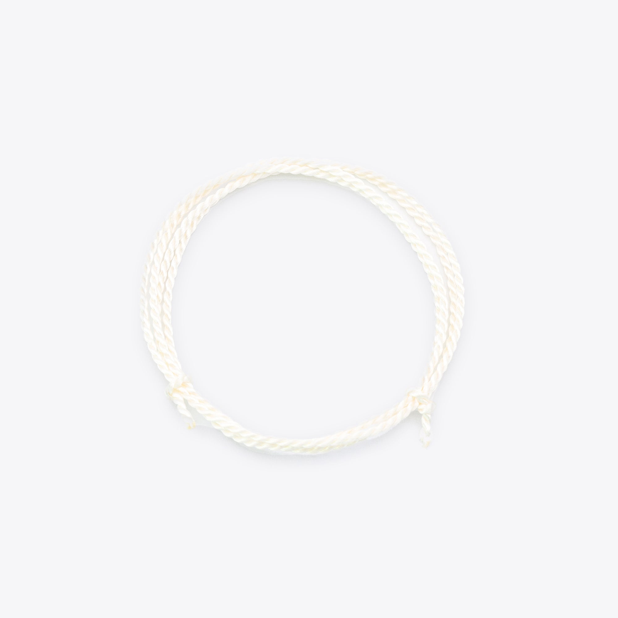 Wit natuursatijn koord voor het maken van een armband of ketting